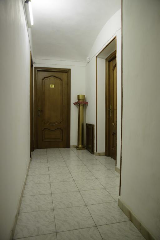 Affittacamere Maison Napoleon Турин Экстерьер фото