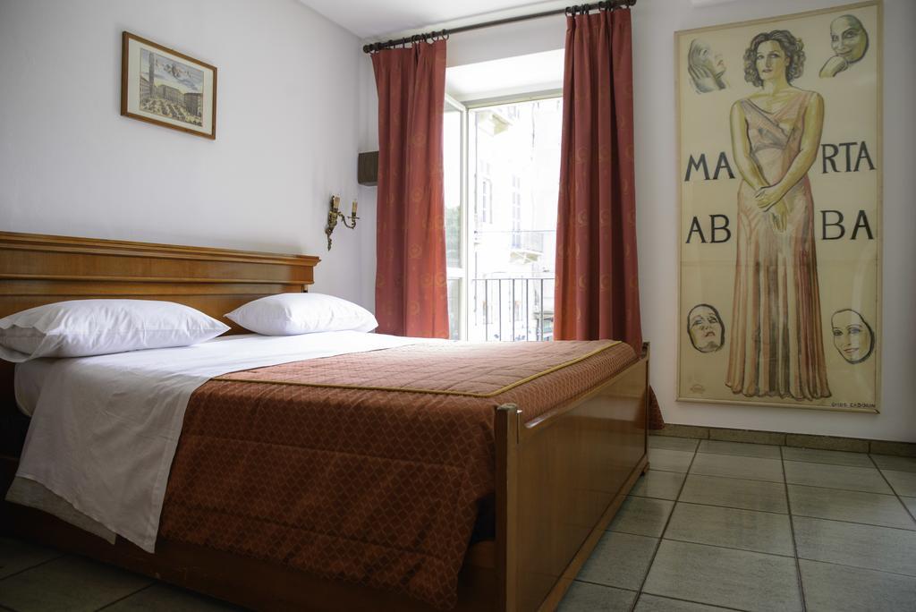 Affittacamere Maison Napoleon Турин Экстерьер фото