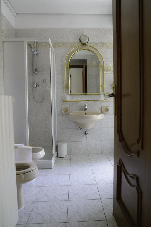 Affittacamere Maison Napoleon Турин Экстерьер фото